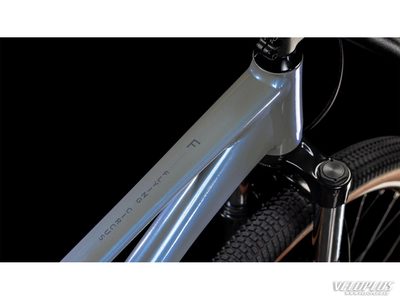 Cube Flying Circus 26"